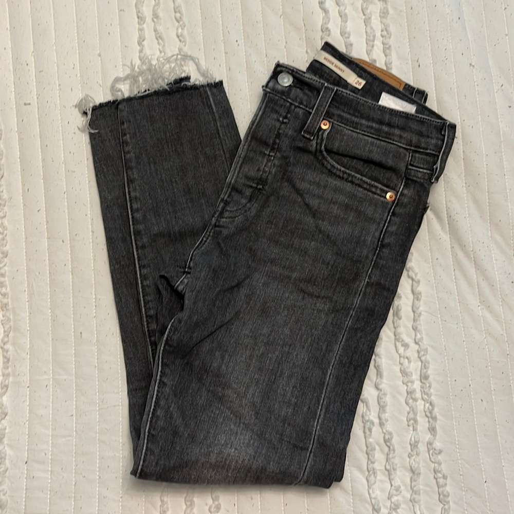 Gray/black denim